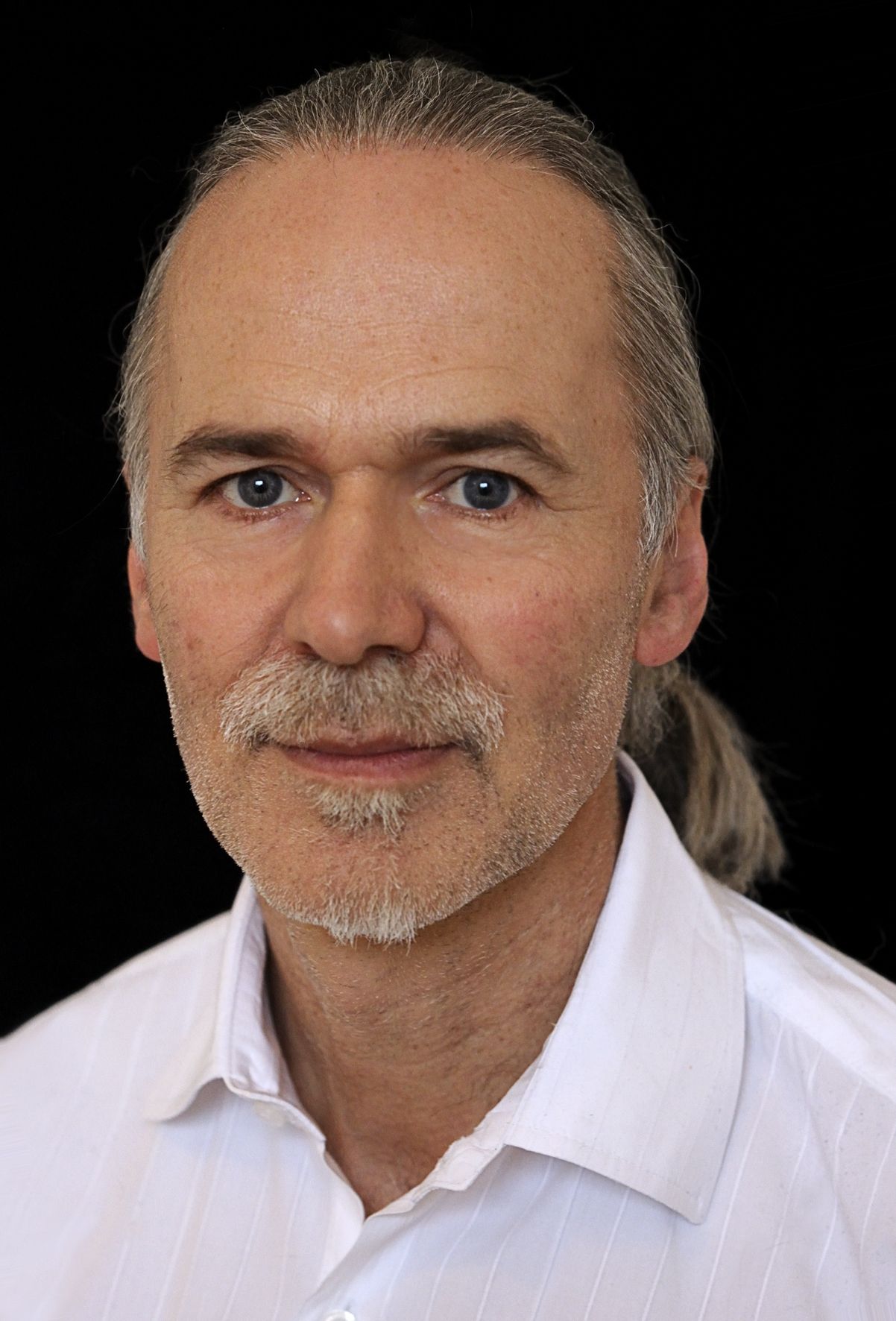 Dr. Robert Schleip